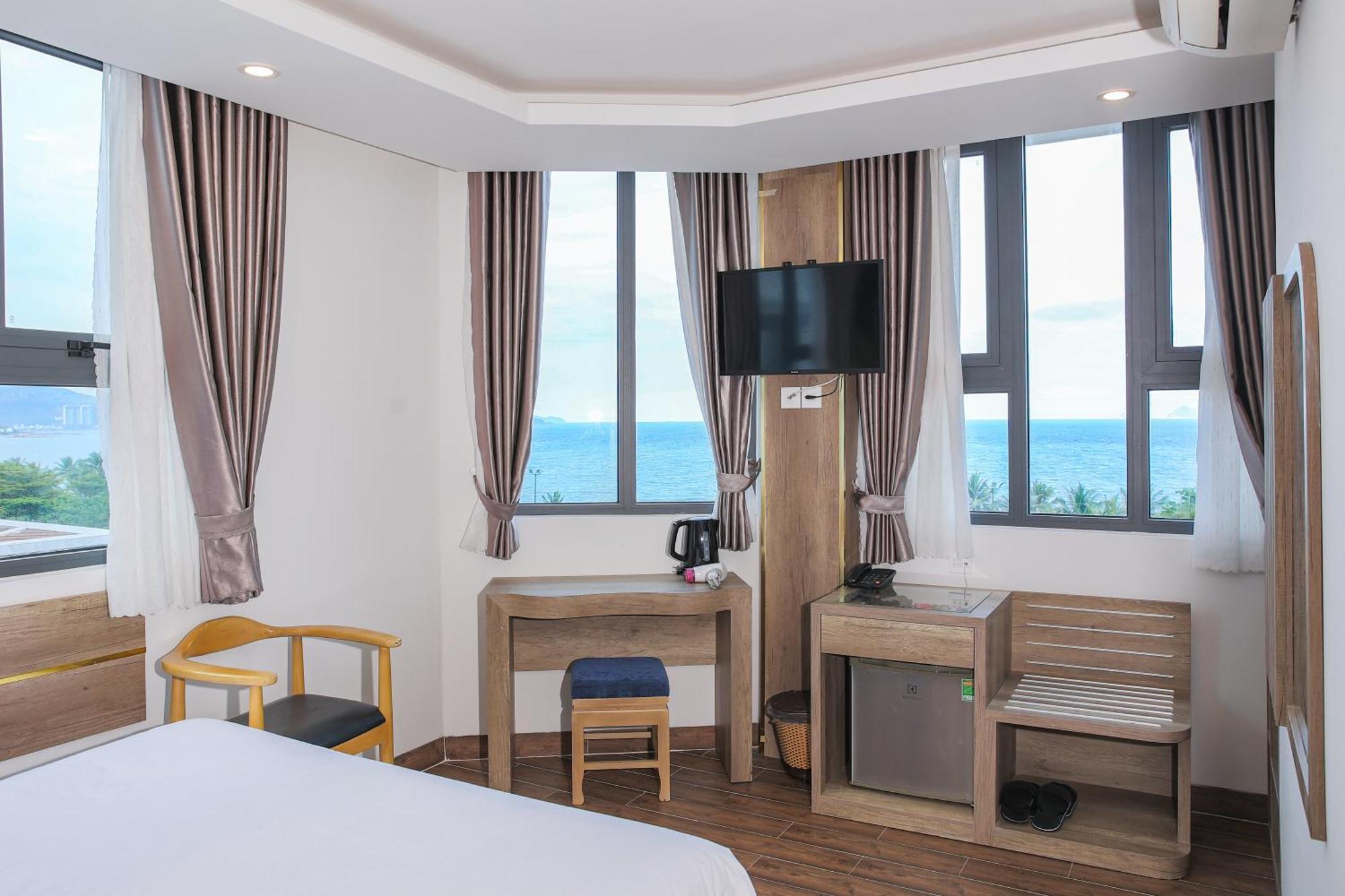 Azura Gold Hotel & Apartment На Транг Екстериор снимка